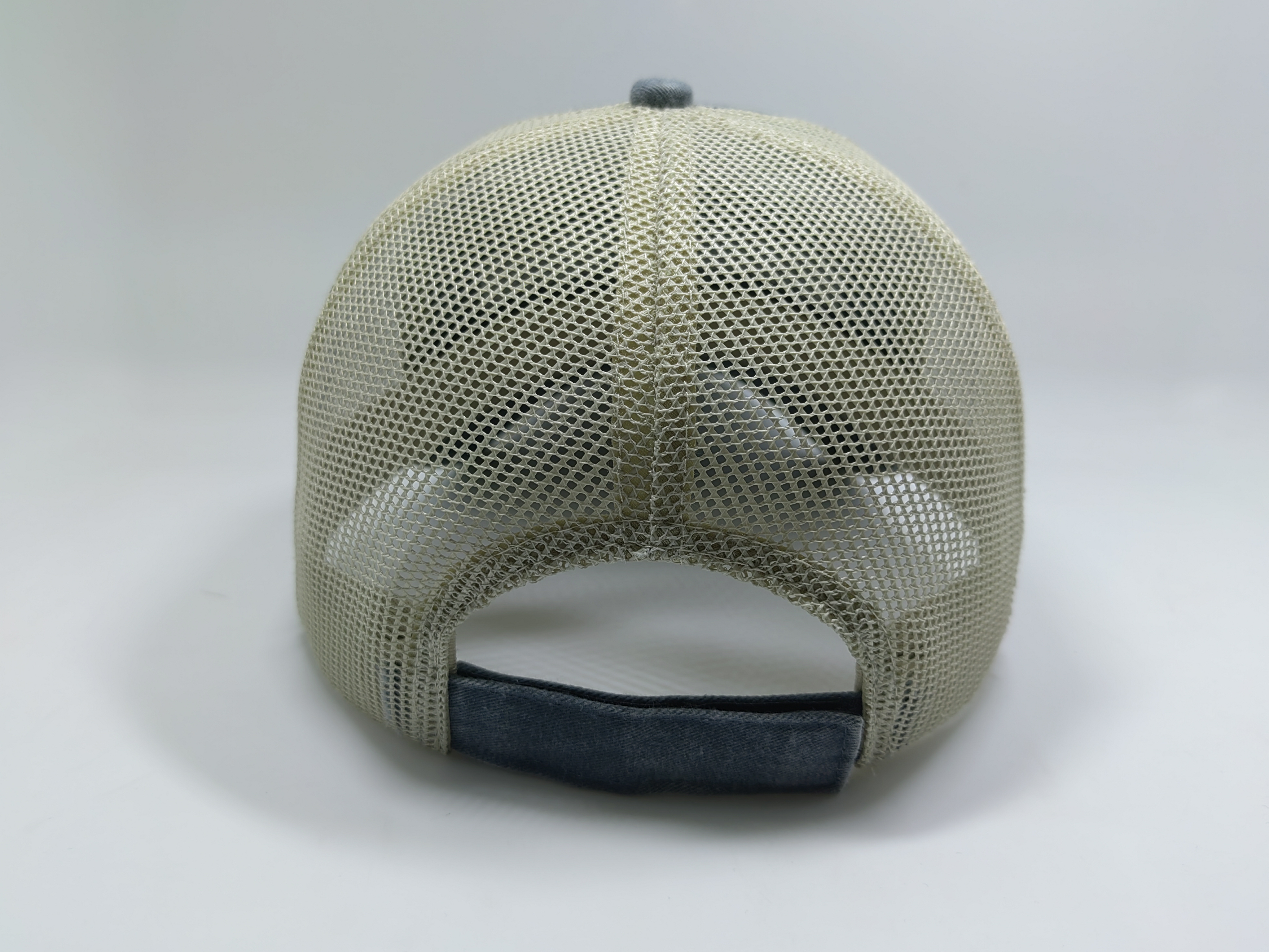 Wholesale Custom Cotton 6panels Cap Curved Brim Mesh Trucker Hats 112
