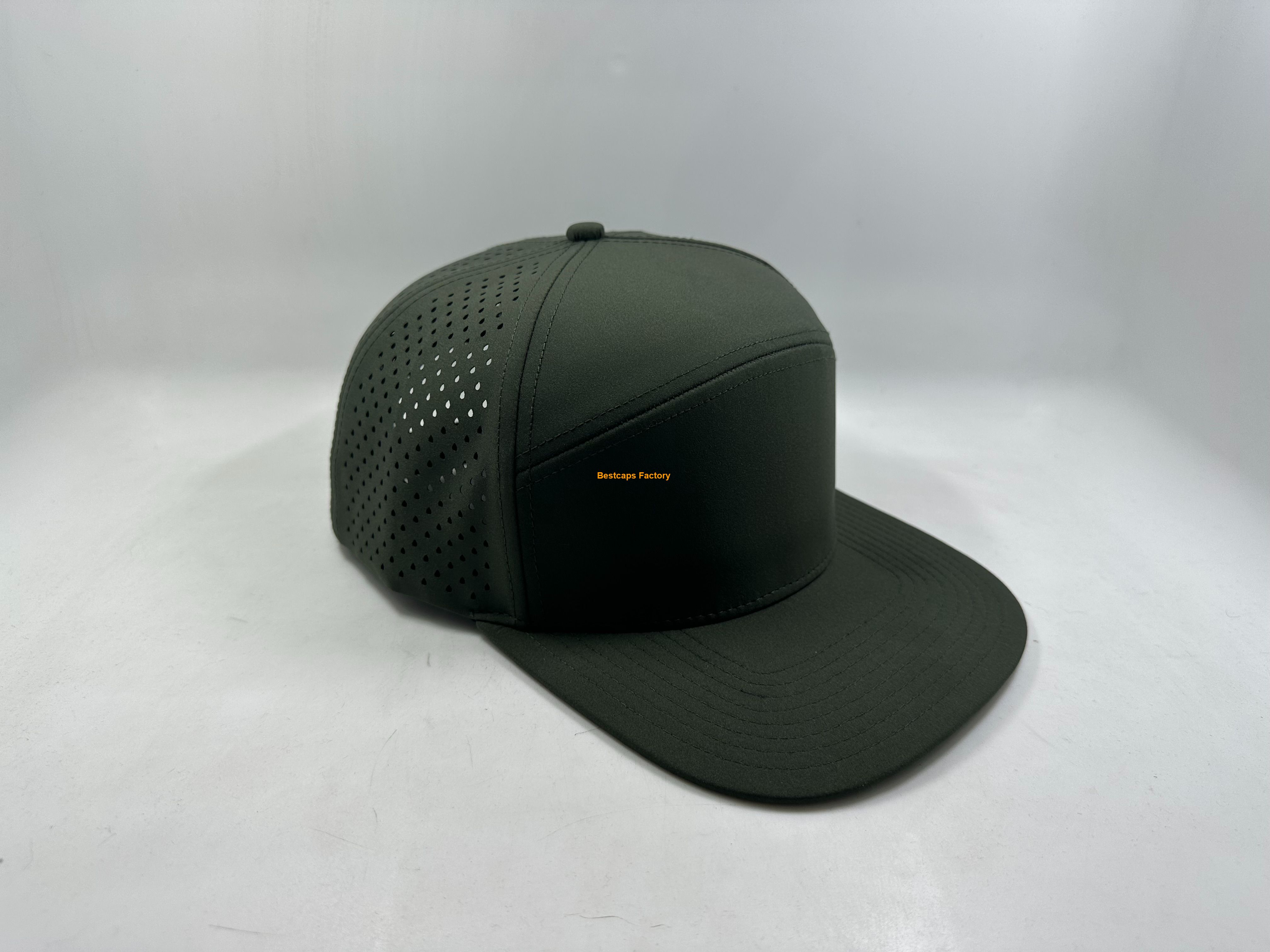 High Quality Blank 7 Panels Hats with Hot Laser Holes on Back Panels 